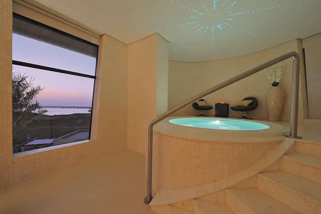 Radisson Blu Hotel. Abu Dhabi Yas Island Hotel