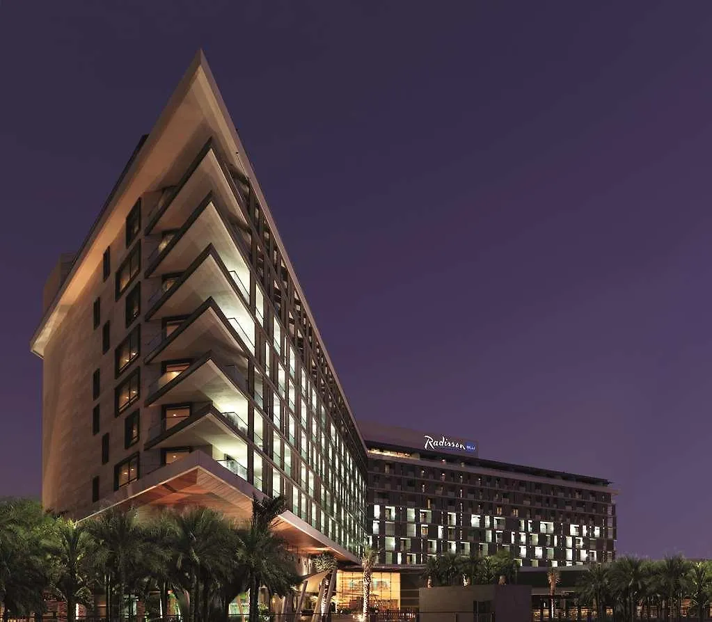 Hotel Radisson Blu Hotel. Abu Dhabi Yas Island