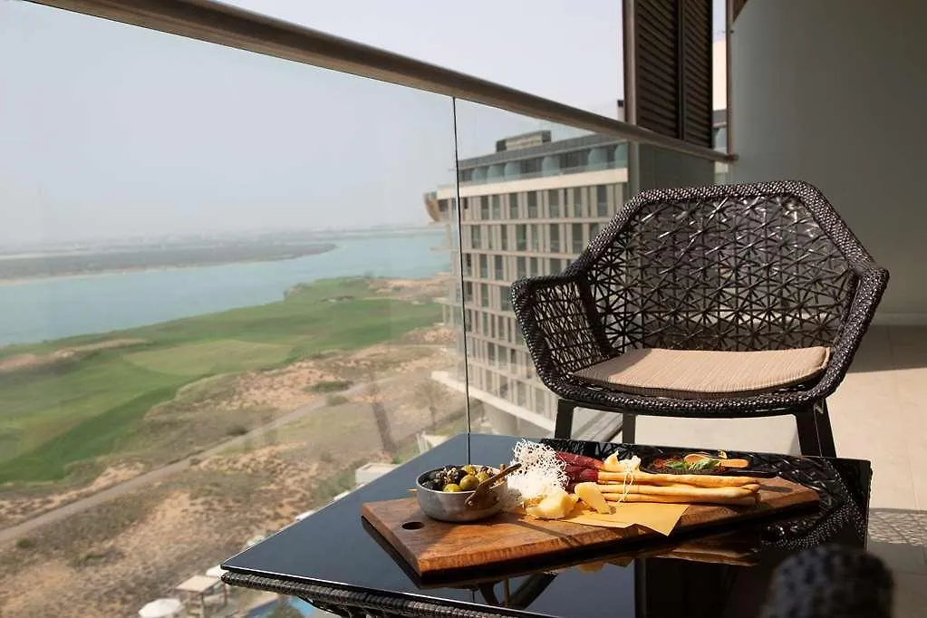 Hotel Radisson Blu Hotel. Abu Dhabi Yas Island
