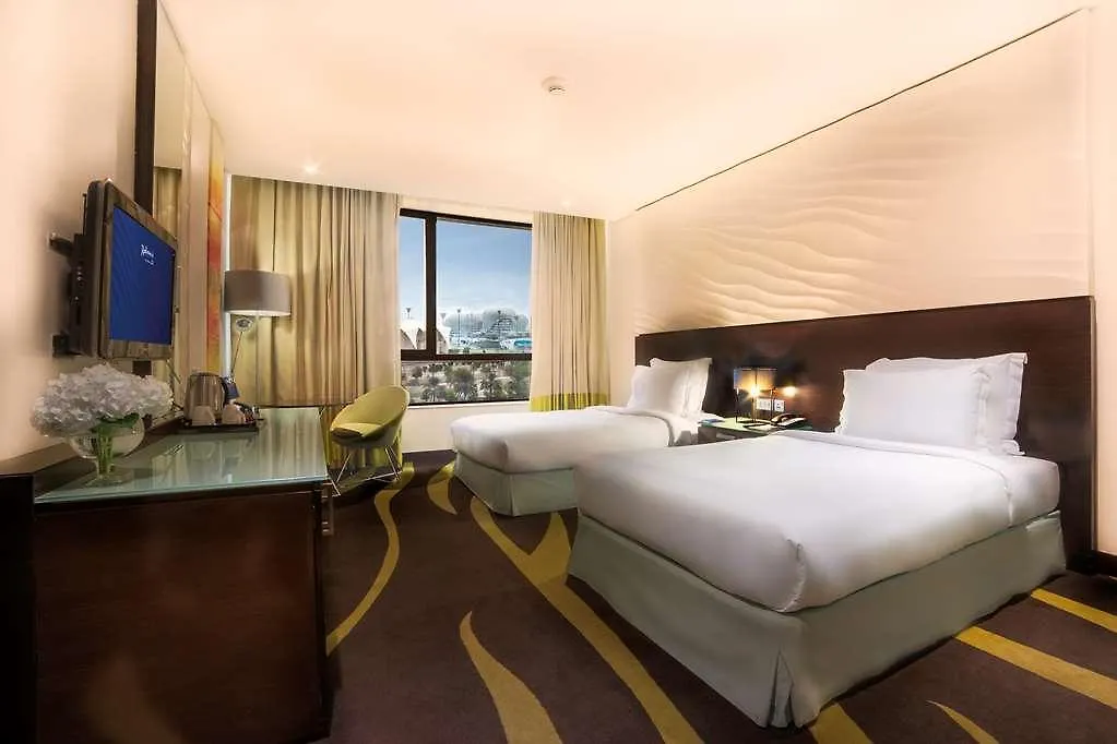Radisson Blu Hotel. Abu Dhabi Yas Island