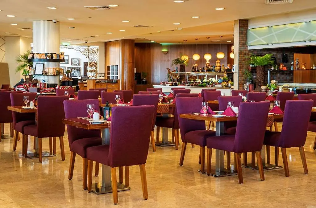 Radisson Blu Hotel. Abu Dhabi Yas Island 0*,